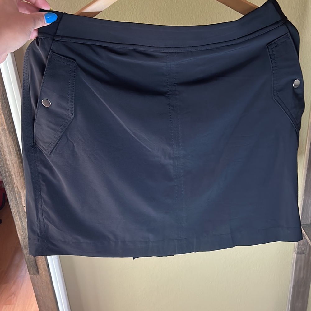 Athleta Skort With Snap Button Closure Front And … - image 5